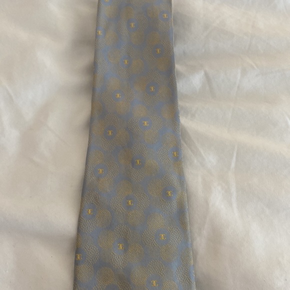 Chanel tie - Picture 4 of 11